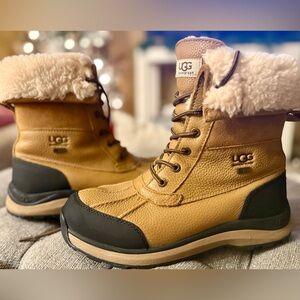 UGG® Adirondack III Women - Chestnut Waterproof Boots Size 9 Very Good Condition